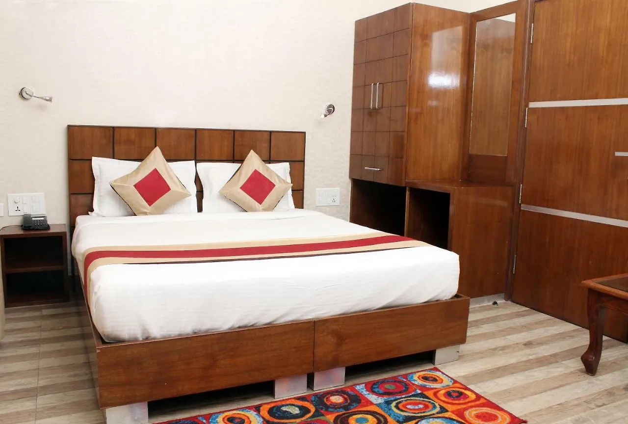 Hotel Swan Zirakpur Chandīgarh